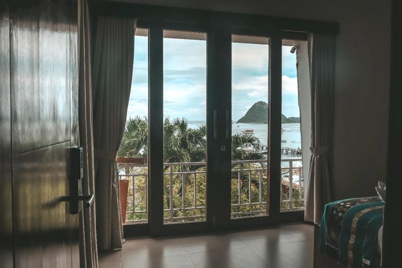 Escape Bajo Hotel Лабуан Баджо Екстериор снимка